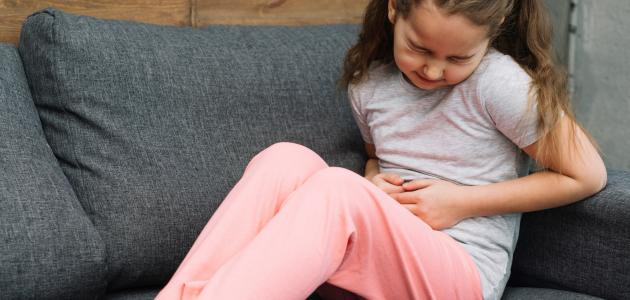 أسباب ألم البطن عند الأطفال