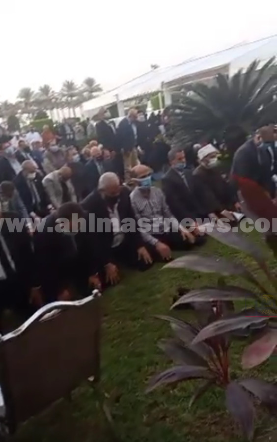 صلاة الجنازة على جثمان محمد فريد خميس