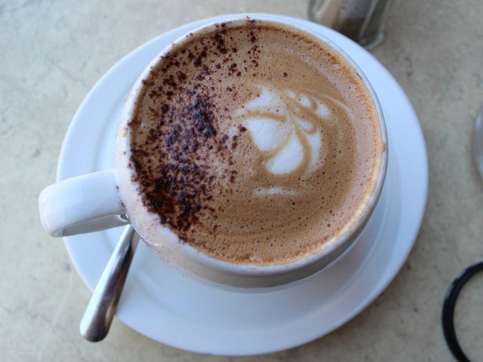 نصائح تضمن لك فنجان قهوة صحي في يومها العالمي