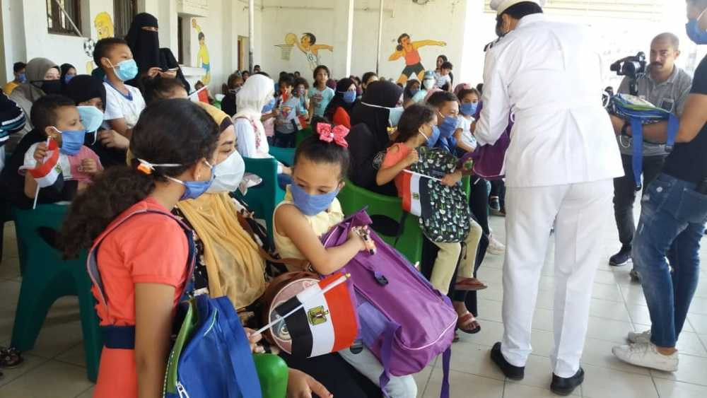 توزيع الحقائب المدرسية مبادرة وزارة الداخلية