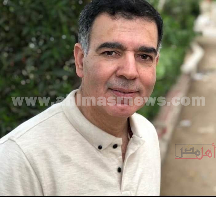 العالم المصرى الدكتور ناصر حسنى استاذ الكيمياء بعلوم بورسعيد