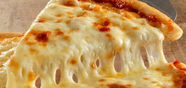 طريقة عمل بيتزا بالجبنة