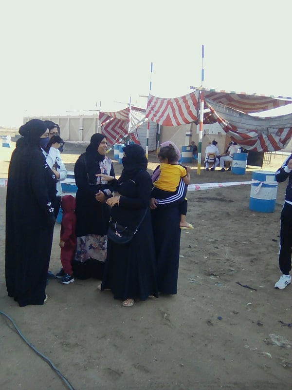 نساء قرى غرب بورسعيد أمام اللجنة الانتخابية