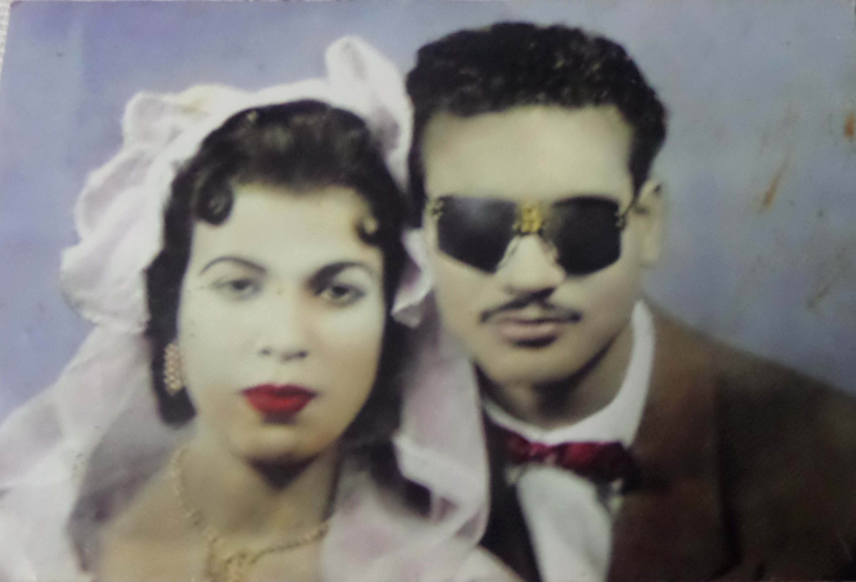 البطل محمد مهران و زوجته