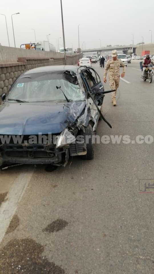حادث تصادم 3 سيارات بطريق مصر الاسماعلية الصحراوي
