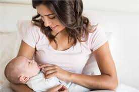 فوائد الرضاعة  الطبيعية للطفل