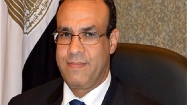 سفير مصر بألمانيا يلتقي وفد المهندسين المتدربين بـسيمنس