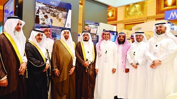الكهرباء تشارك فى مؤتمر الشبكات الذكية بالسعودية