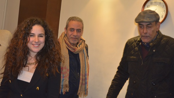 أهل مصر بالصور فريق عمل الحصان الأسود يضع اللمسات