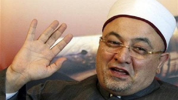 خالد الجندي يطالب فتاة بمغادرة المنزل وإبلاغ الشرطة عن والدها (فيديو)