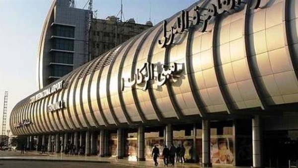 جمارك مطار القاهرة تحبط تهريب كمية من الأدوية والمكمّلات الغذائية