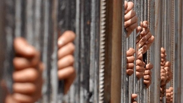 حبس أمين شرطة أصاب طفلة في عُرس بميت عاصم