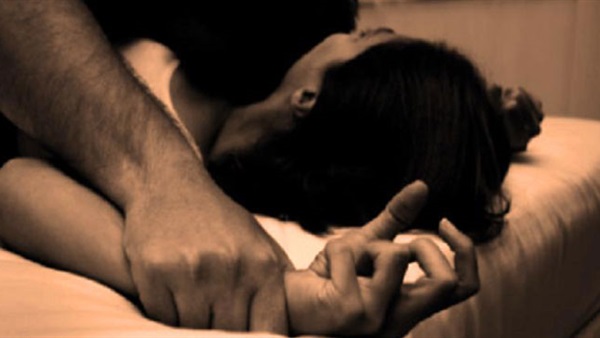 واقعة صادمة.. فرد أمن يتسلل ليلا ويغتصب مريضة بالعناية المركزة في مستشفى الفيوم