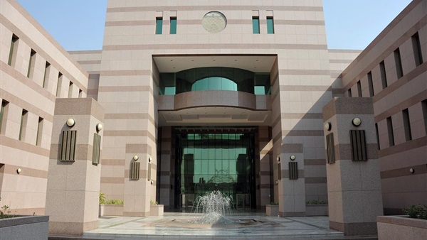 جامعة الملك عبد العزيز تتعاقد مع المرور لإنشاء مدرسة تعليم القيادة للسيدات