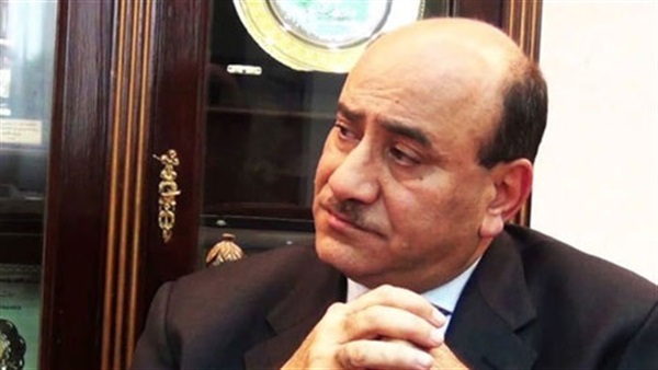 ابنة هشام جنينة لـرويترز: 30 شرطي قبضوا على والدي