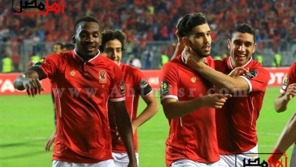 وليد أزارو: لاعبو الأهلي دعموني .. وأعد الجمهور بتقديم المزيد