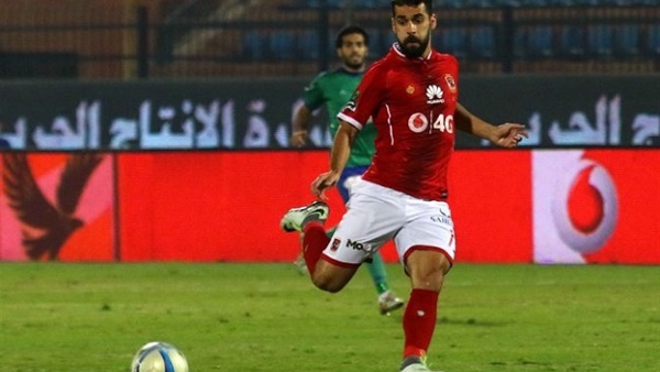 أول تعليق من عبدالله السعيد بعد تجديد تعاقده مع الأهلي (فيديو)
