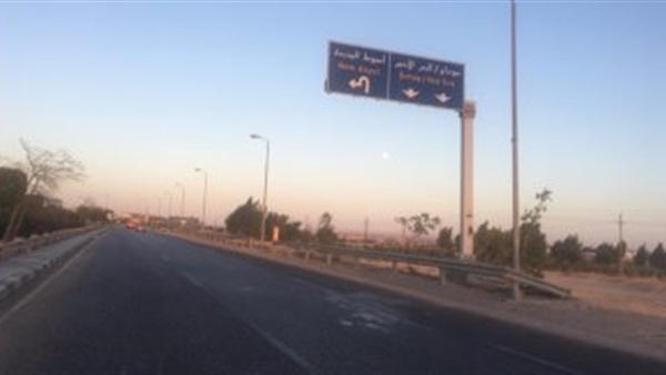 انتهاء ازدواج طريق أسيوط ـ سوهاج الصحراوي الشرقي نهاية العام