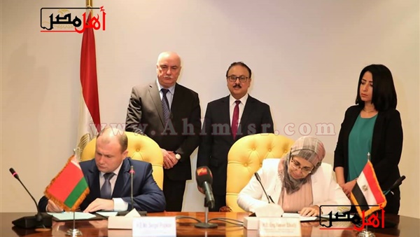 وزير الاتصالات يوقع اتفاقية تعاون علمي مع نظيره البيلاروسي