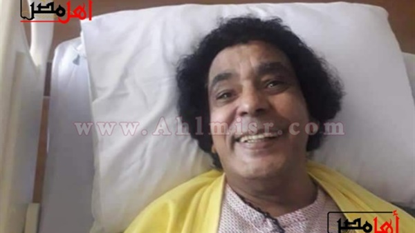 أول صورة لـالكينج محمد منير من داخل مستشفى دار الفؤاد