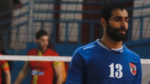 منعم يجدد لطائرة الأهلي على بياض