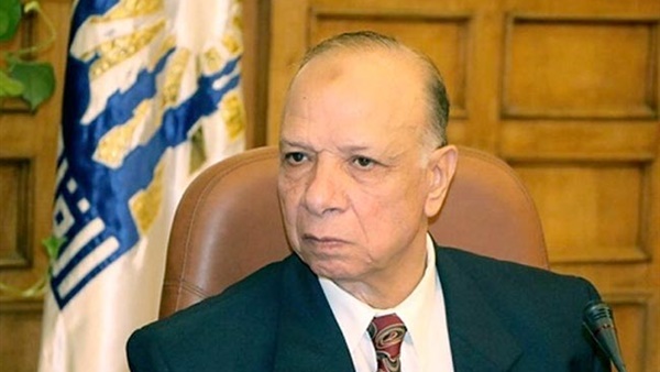 محافظ القاهرة يكلف رؤساء الأحياء الجدد بتطبيق منظومة النظافة
