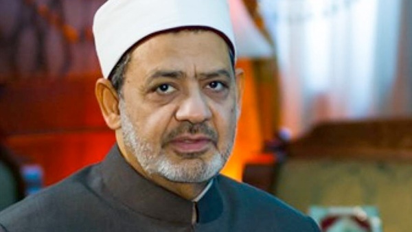 الطيب يجري اتصالًا بالرئيس السيسي للتهنئة بحلول شهر رمضان