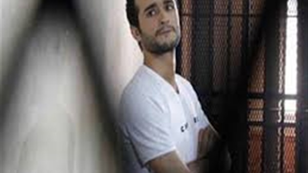اليوم.. إعادة محاكمة أحمد دومة في أحداث مجلس الوزراء