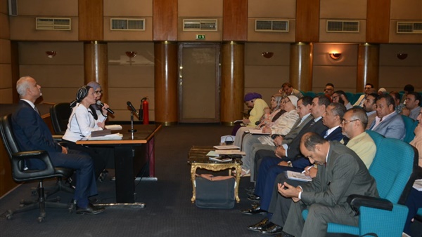 وزيرة البيئة تناقش استعدادات مواجهة نوبات تلوث الهواء الحادة