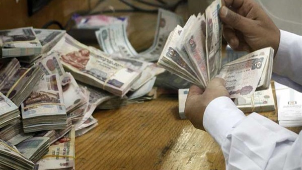 مفأجاة سارة.. المالية تصدر قرارًا جديدًا بشأن مرتبات شهري أغسطس وسبتمبر