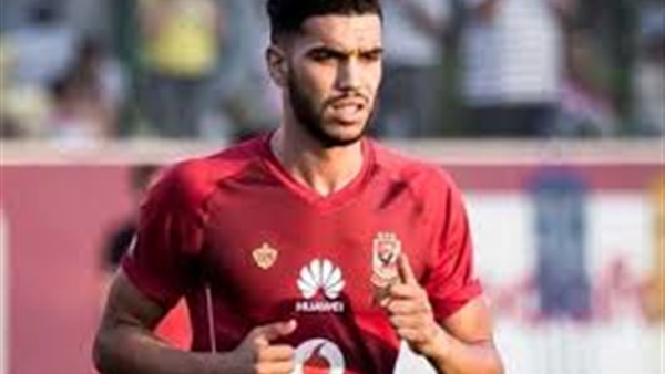أزارو يقود هجوم الأهلي أمام حوريا الغيني