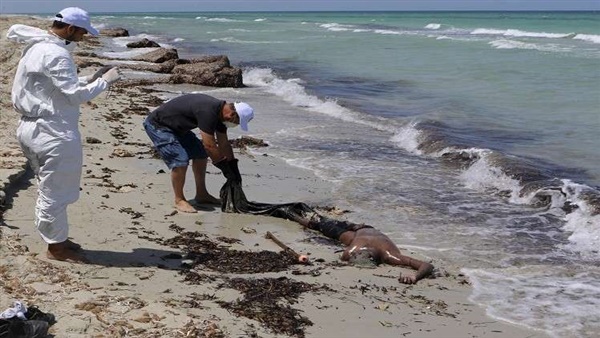 العثور على جثث 21 مهاجرا فى محاولة للوصول لإسبانيا عبر المتوسط