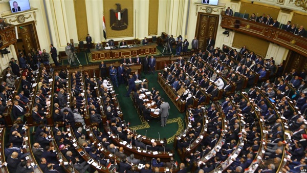 أزمة بين زراعة البرلمان وممثل الحكومة حول عدد من طلبات الإحاطة.. وبرلمانيون: غير ملم بالموضوع