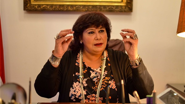 اليوم.. وزيرة الثقافة تحل ضيفة على مترو بمسرح ملك