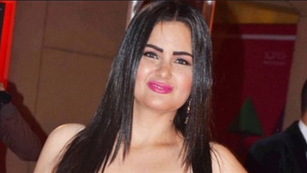 سما المصري: محمد صبحي عمل مسرحية عطيات مخصوص عشاني