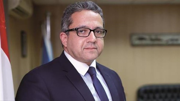 إحالة واقعة الفيديو الإباحي على هرم خوفو للنائب العام.. تفاصيل