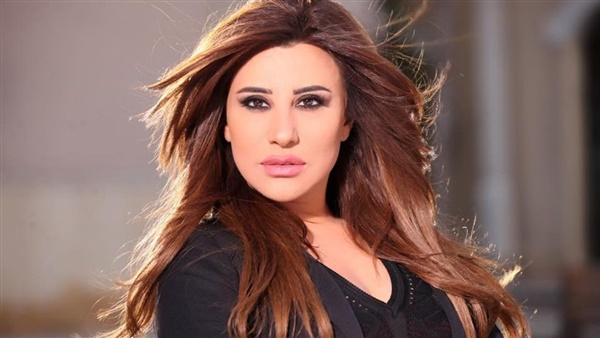 النجمة اللبنانية نجوى كرم