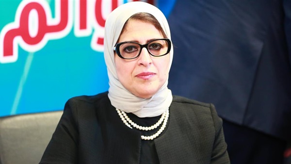وحدات سكنية وكول سنتر للشكاوى.. رأي الأطباء في تصريحات وزيرة الصحة