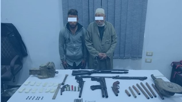 القبض على مزارع ونجله لإدارتهما ورشة لتصنيع الأسلحة النارية بالبحيرة