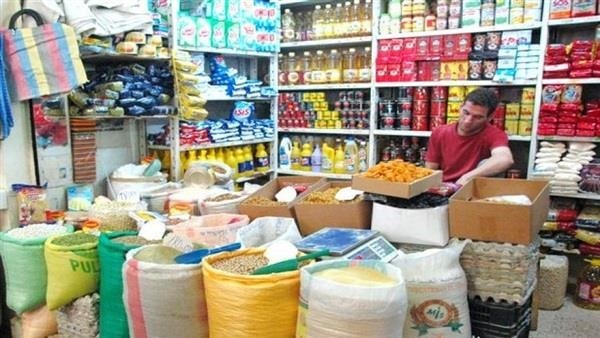 شرطة التموين: ضبط 48 طن سلع غذائية وزيت طعام مجهولة المصدر