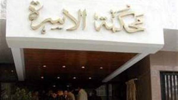 بعد ٦ أشهر من الزواج.. رفيدة تطلب الخلع: جوزي عايز ياكل كرشة ولحمة رأس