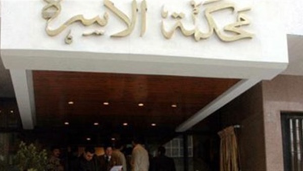 محمد لقاضي الأسرة: مراتي كل يوم بشخصية وبتخليني أقلد مرة ريا وسكنية.. والزوجة أنا ست لايت مبحبش النكد