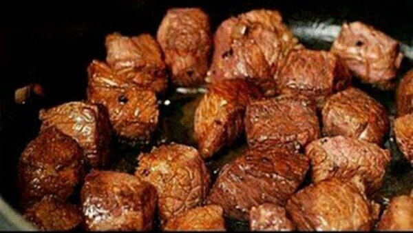 اطبخ لحمة النهاردة.. الأسعار في المتناول: الضاني بـ140 والجملي بـ125