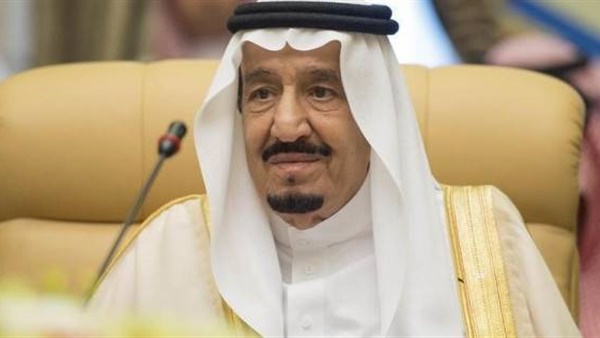 العاهل السعودى يستقبل كبار المسؤولين عن الجهات الرقابية بقصر اليمامة
