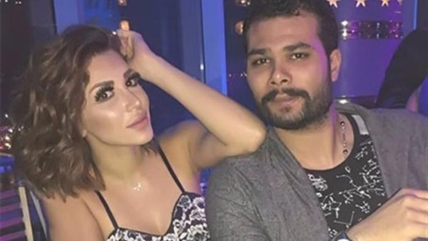 سارة نخلة تنتظر الحكم بالطلاق من أحمد عبد الله محمود