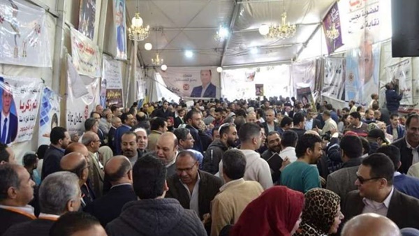شبانة وميري ويونس وكامل والرمحي ويحيى أعضاء مجلس الصحفيين