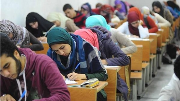 قبل ٣ أشهر من موقعة الثانوية العامة.. أهل مصر تُجيب عن السؤال المُحير كيف يتم تسريب الامتحانات؟