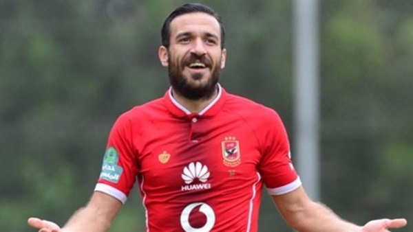 علي معلول، ظهير أيسر النادي الاهلي