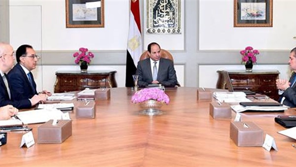 الرئيس السيسى يوجه بمواصلة تطوير شركات قطاع الأعمال العام وتحديث الآلات