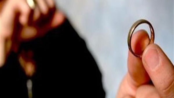 صفاء تطلب الطلاق: جوزي عايزني آخد ترامادول